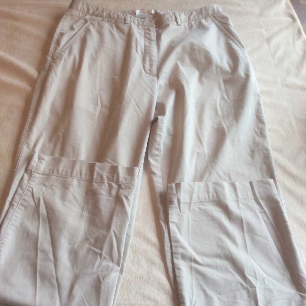 Ladies Nike Golf size 14 dri fit khaki pants